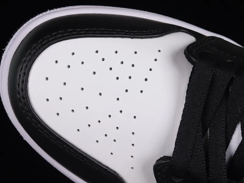 All categories Air Jordan Jordan series basketball shoes Air Jordan 1 Low Z version Air Jordan 1 Low "Panda" AJ1 Joe 1 Panda low-top basketball shoes DC0774-101